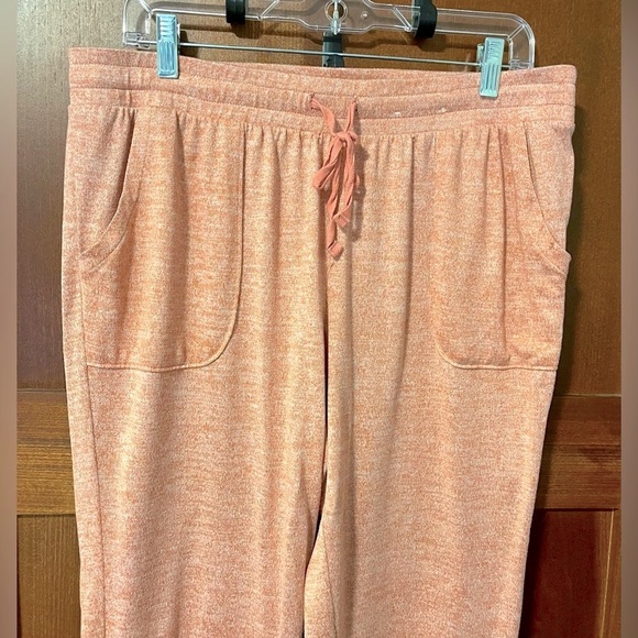 Sonoma Joggers - Picture 3 of 11